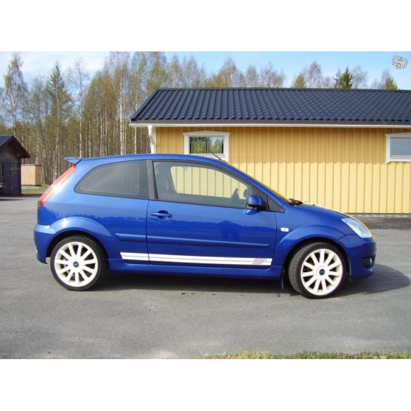 Ford Fiesta ST -05