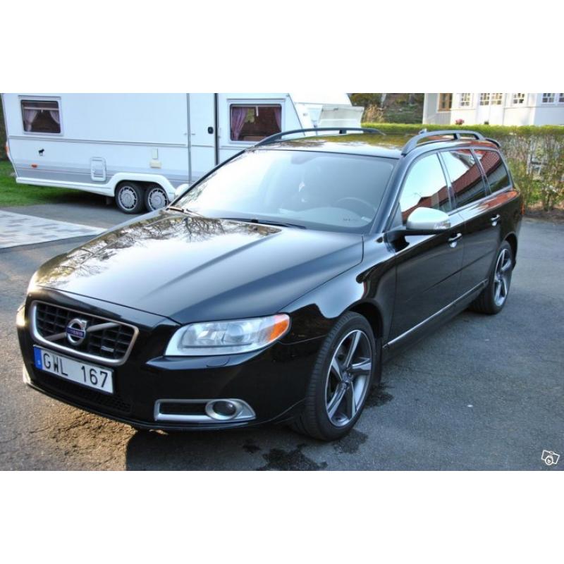 Volvo V70 2,4D Momentum " R-design " -08