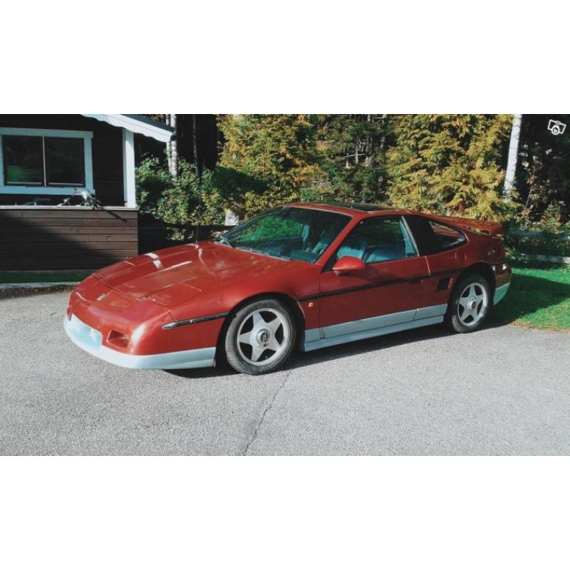 Pontiac Fiero -87