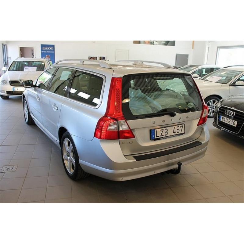 Volvo V70 II T5 240hk Summum Aut -12