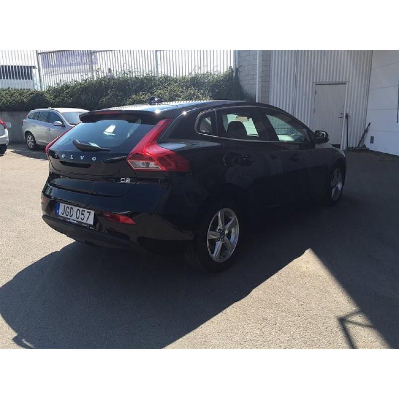 Volvo V40 D2 Kinetic -14