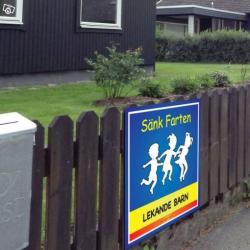 Sommarkampanj "Lekande barn skyltar" 25%