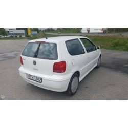 VW Polo 1.4 Bensinsnål ny besiktat -01