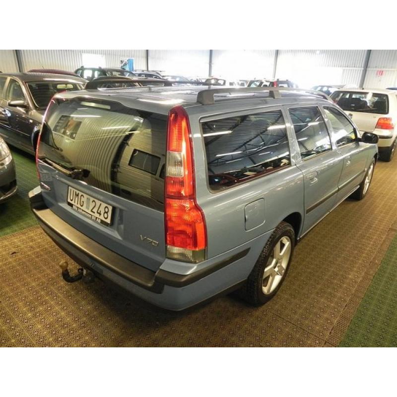 Volvo V70 2,4 -04