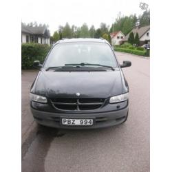 Chrysler Voyager 2,4 -00