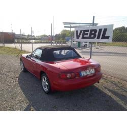 Mazda MX-5 1.6 (110hk) "Röd Skinnklädsel" -04