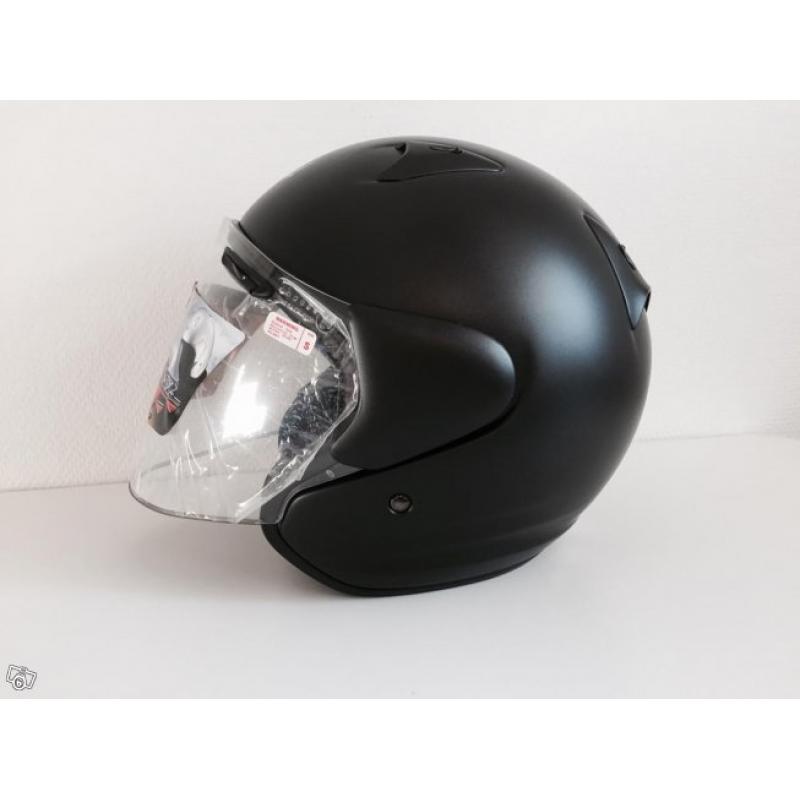 Helt ny Arai SZ/F nypris 4195