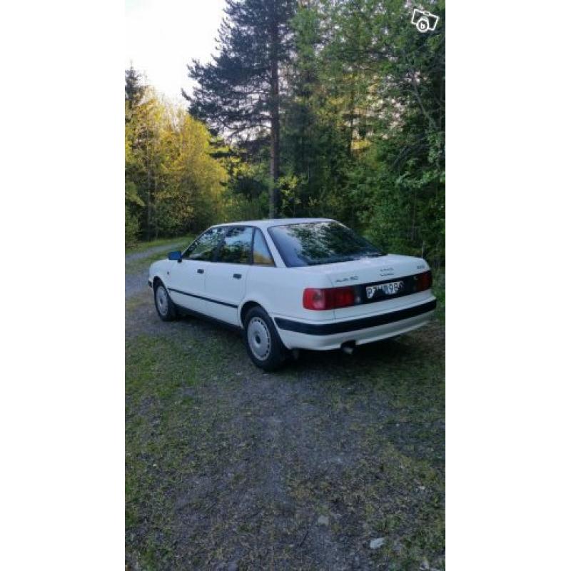 Audi 80 2,0E slumpas -94