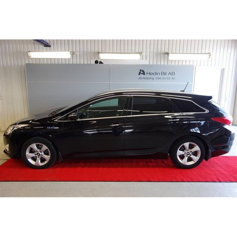 Hyundai i40 1,7 CRDI 136HK *NYSERVAD+VINTERHJ -12