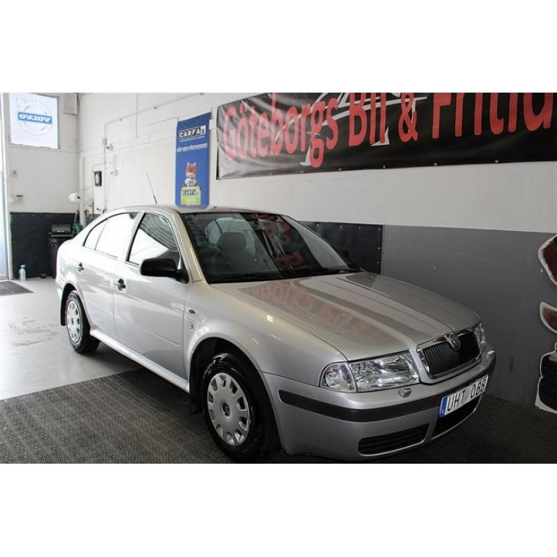 Skoda Octavia 1,4i * 9762 mil * -04