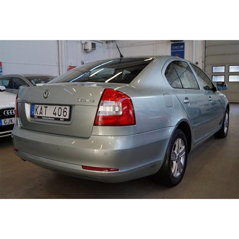 Skoda Octavia II 1.6 TDI GreenLine Elegance -10