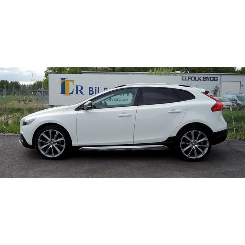 Volvo V40 Cross Country D3 Momentum Business -15