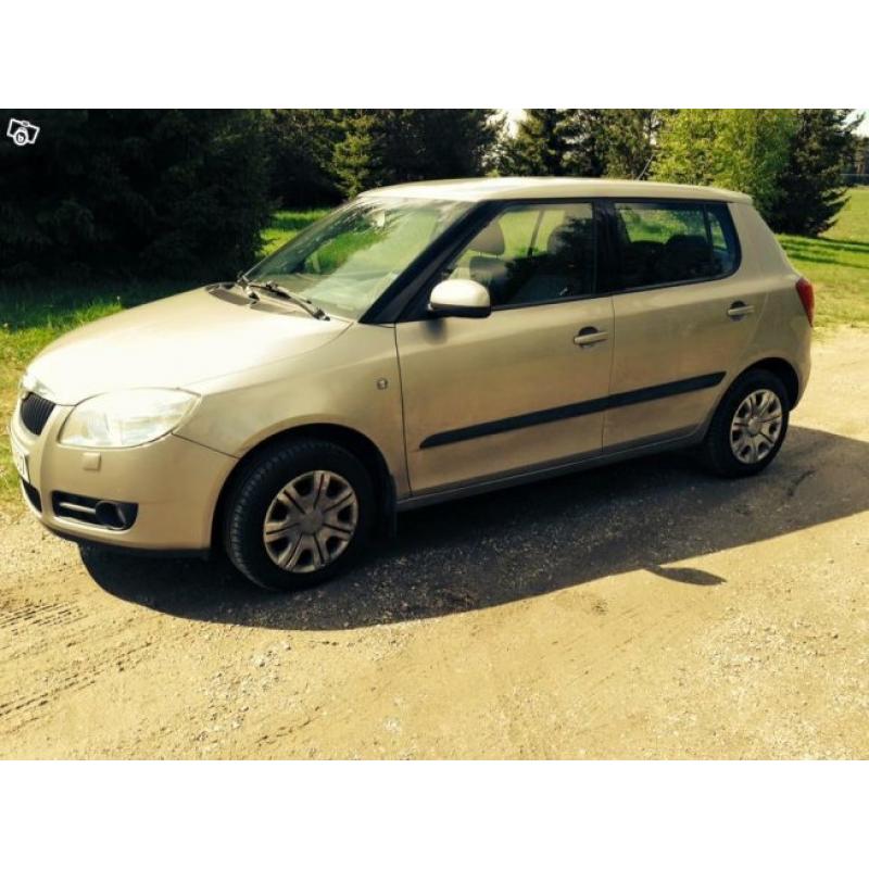 Skoda fabia 08. 1,4. 16v -08