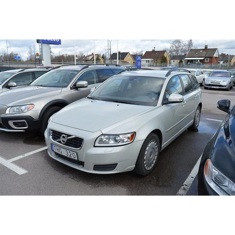 Volvo V50 D3 Kinetic -11