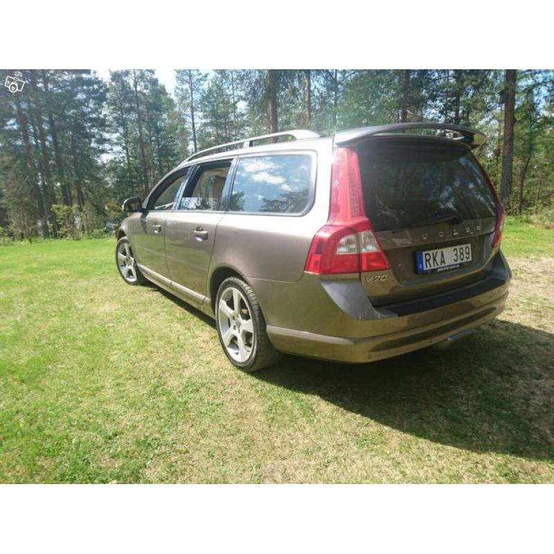 Volvo V70II D5 185hk -08