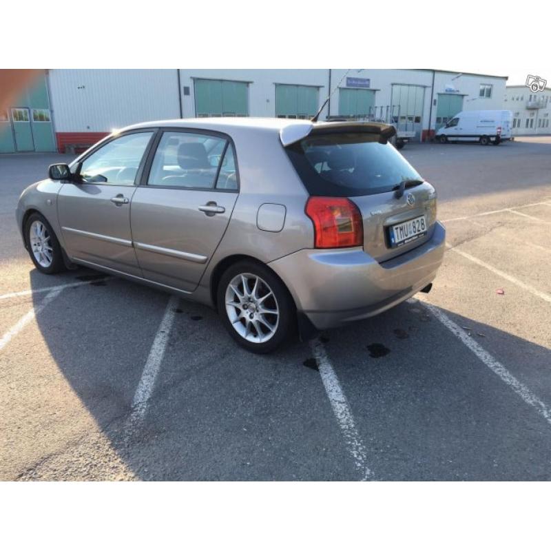 Toyota Corolla 1,8 TSport -02