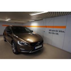 Volvo V60 Cross Country D4 AWD Summum Busines -16