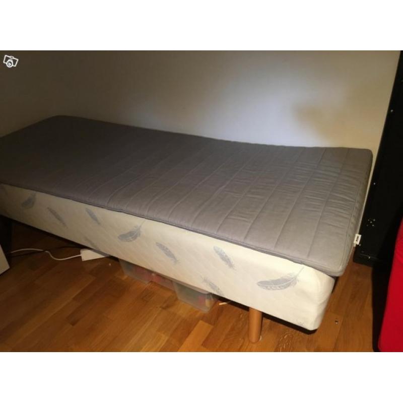 IKEA Sultan säng 80 cm inkl bäddmadrass