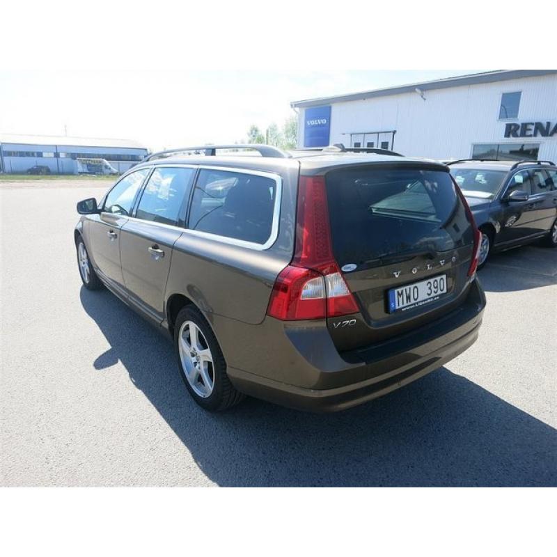 Volvo V70 II D4 163 S/S Momentum -13