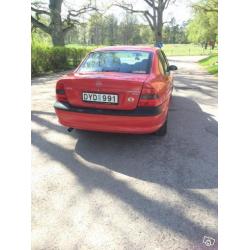 Opel vectra 1,8 -98