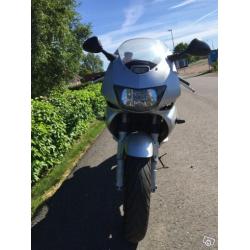 Honda Firestorm med full utrustning -98