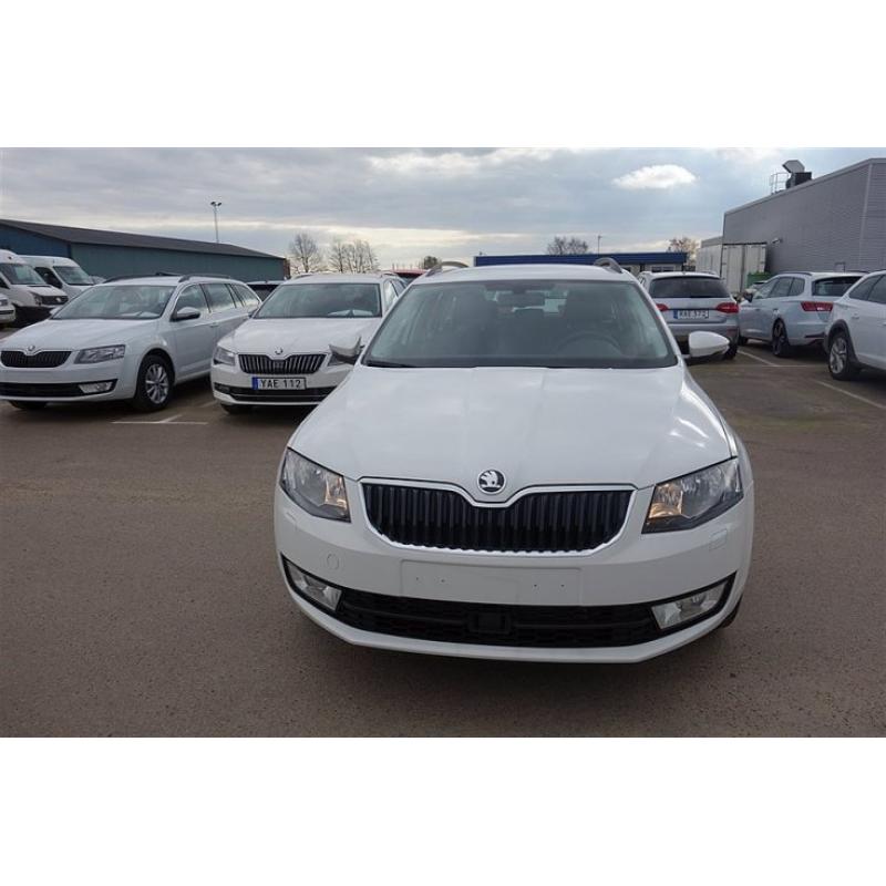 Skoda Octavia Combi Ambition TSI 150 DSG -16