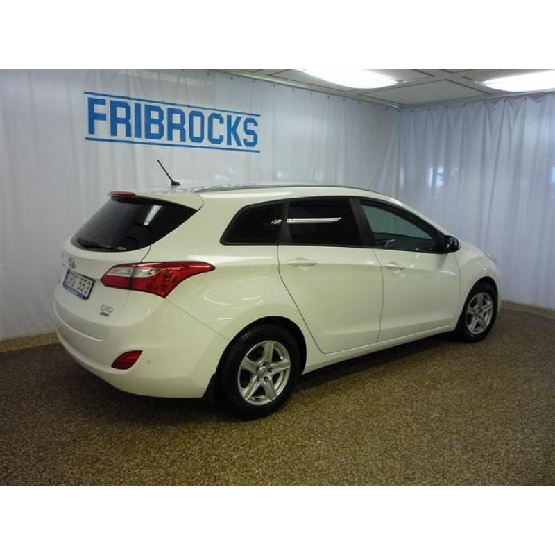 Hyundai i30 1,6 Crdi Business Kombi -14