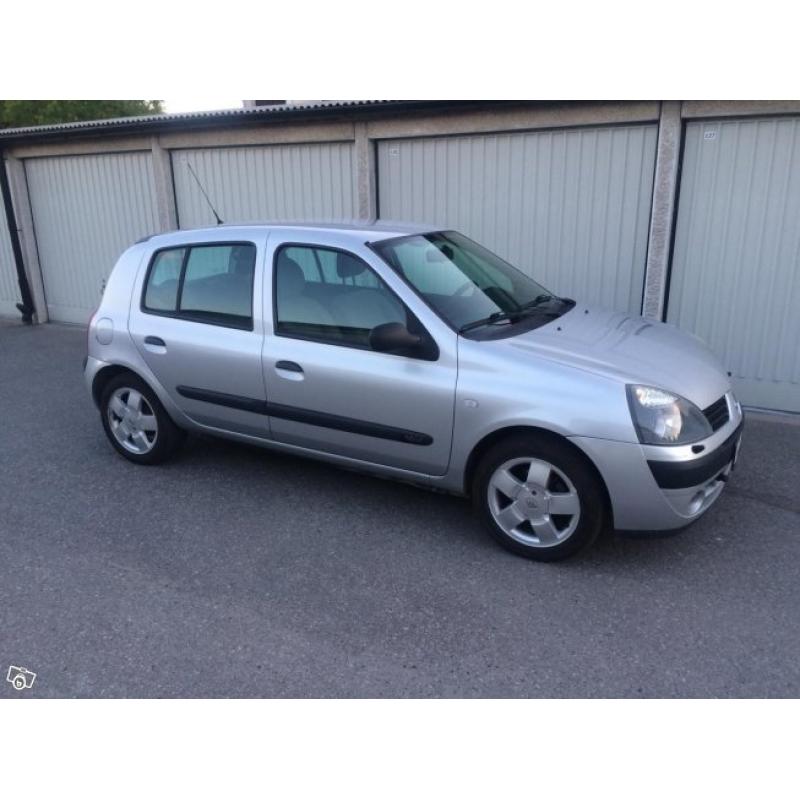 Renault clio 1.2 16v 6.000 mil -06