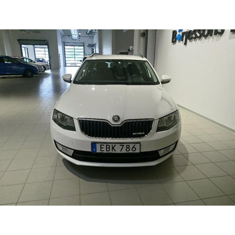 Skoda Octavia Combi AMBIENTE GREENLINE TDI 11 -14