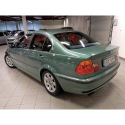 BMW 328i Sedan E46 -99