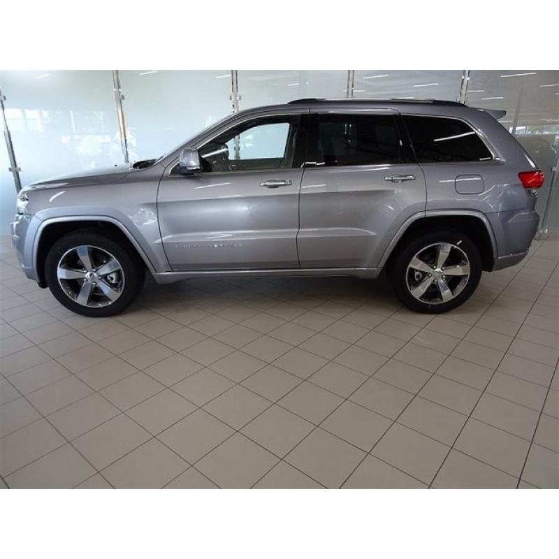 Jeep Grand Cherokee Overland -15