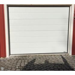 Garageport med motordrift + montering 10.990