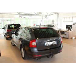 Skoda Octavia COMBI ELEGANCE TSI 1.8 4X4 -11