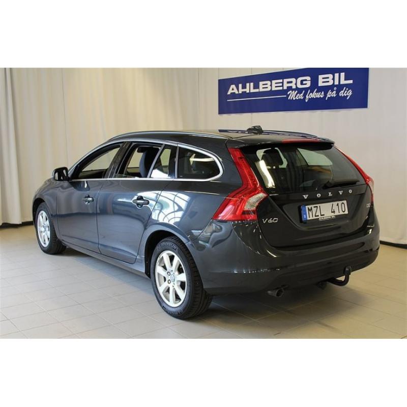 Volvo V60 D2 S/S Momentum -13