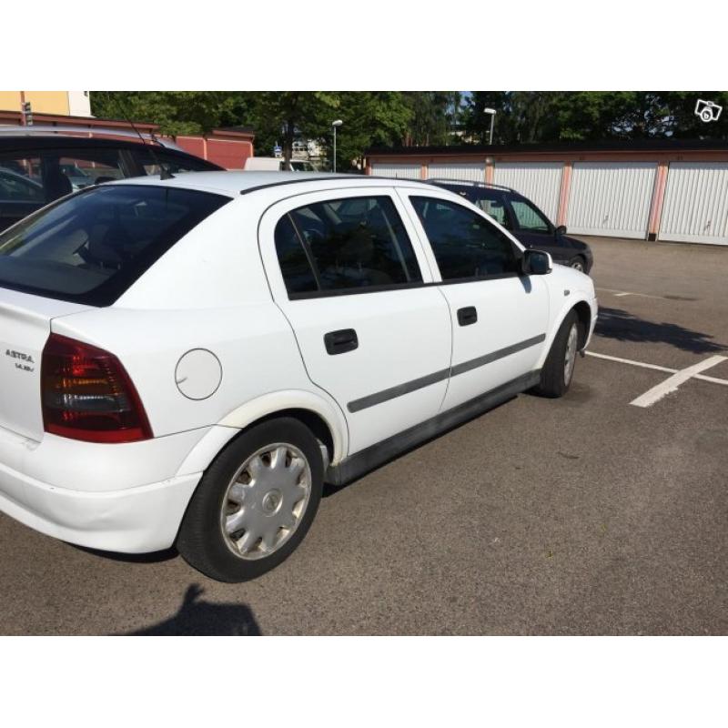 Opel Astra 1,4 -00