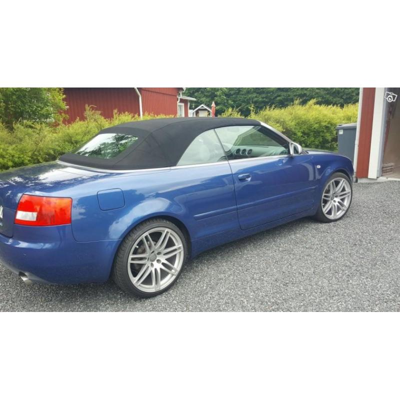 Audi a4 2,4 cab -03