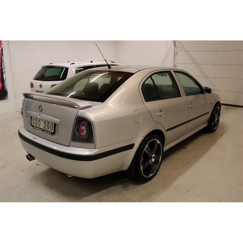 Skoda Octavia RS Turbo 180hk * Nyservad* -02