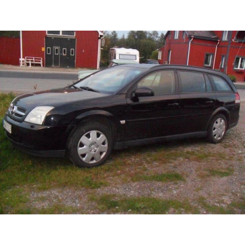 Opel Vectra 2.2 -05