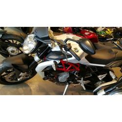 MV Agusta MV Agusta Brutale 800 -15