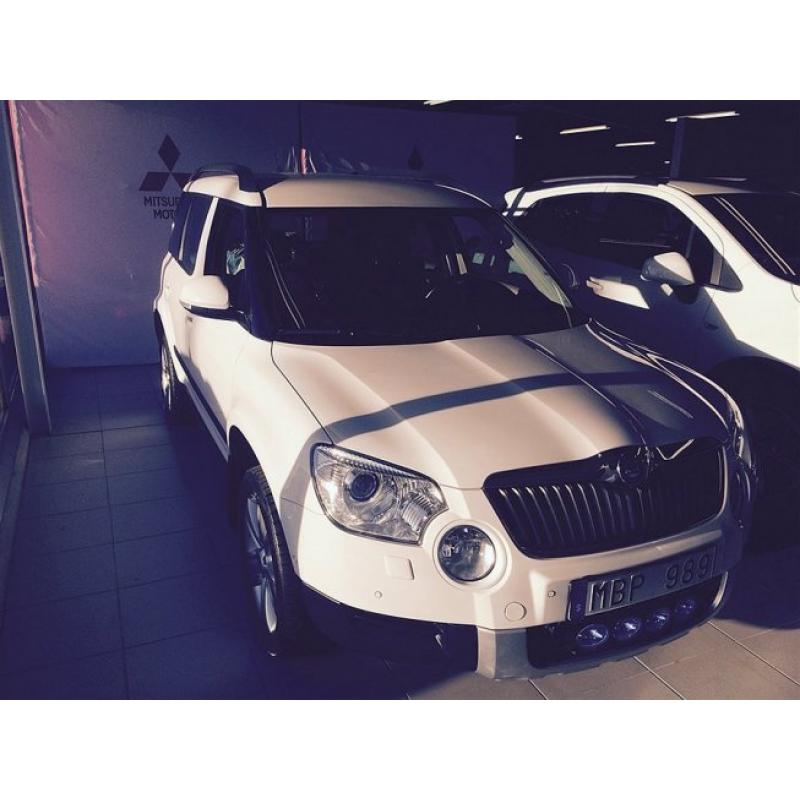 Skoda Yeti 2,0TDI 4X4/Värmare Elegance -12