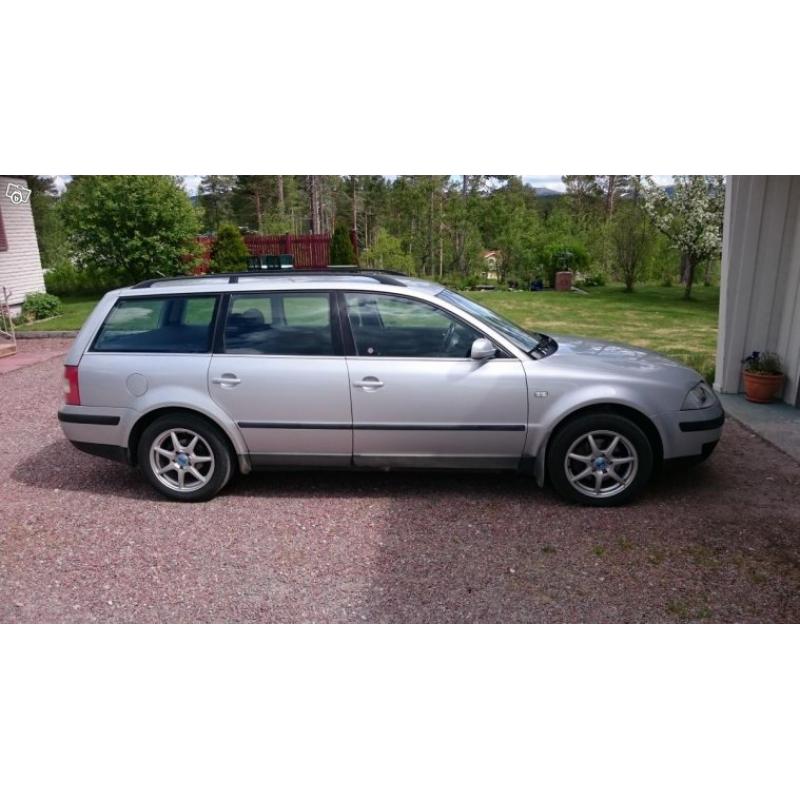 Volkswagen (VW) Passat Variant Kombi 1,8T -02