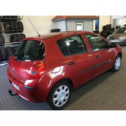 Renault Clio 1.2 lågmil 75hk ny kammrem -07