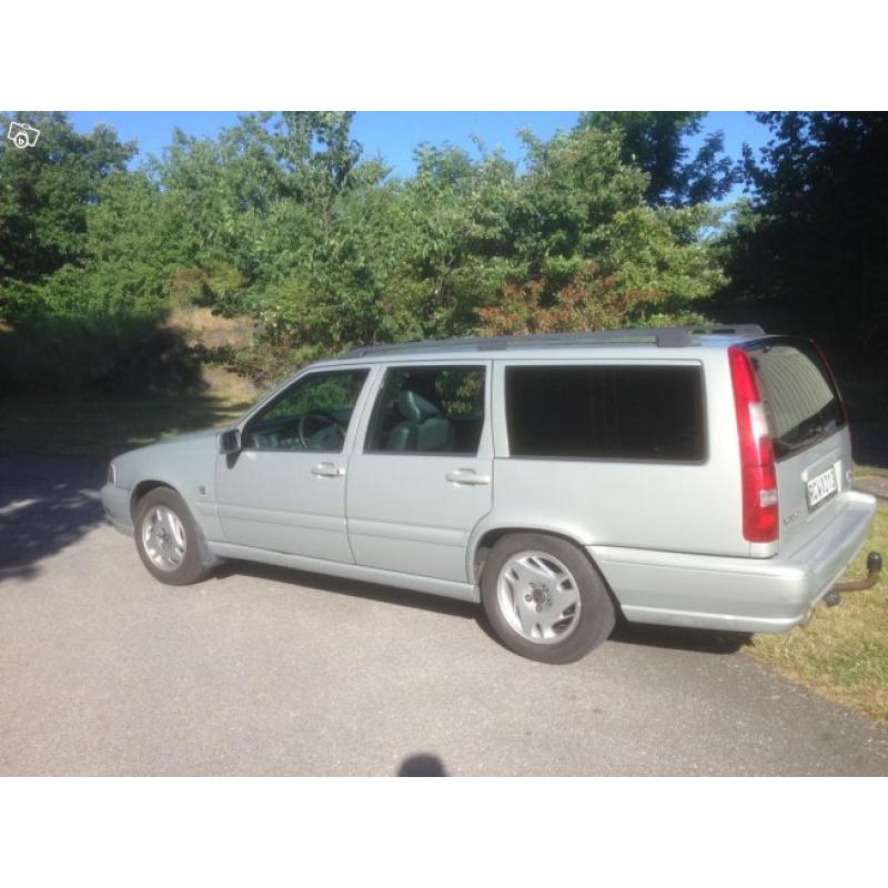 Volvo V70 2,4 med drag -00