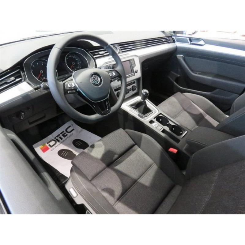 Volkswagen Passat TSI 150 -16