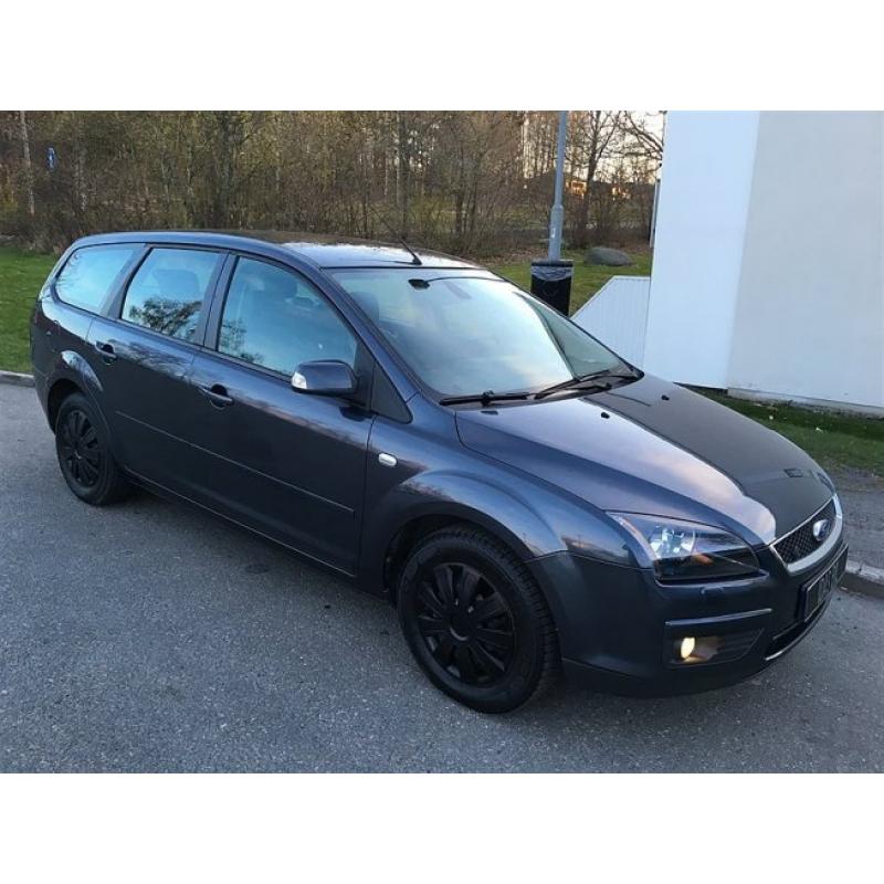 Ford Focus 1,8 125Hk/NYBES/TITANIUM/0KR KONTA -07