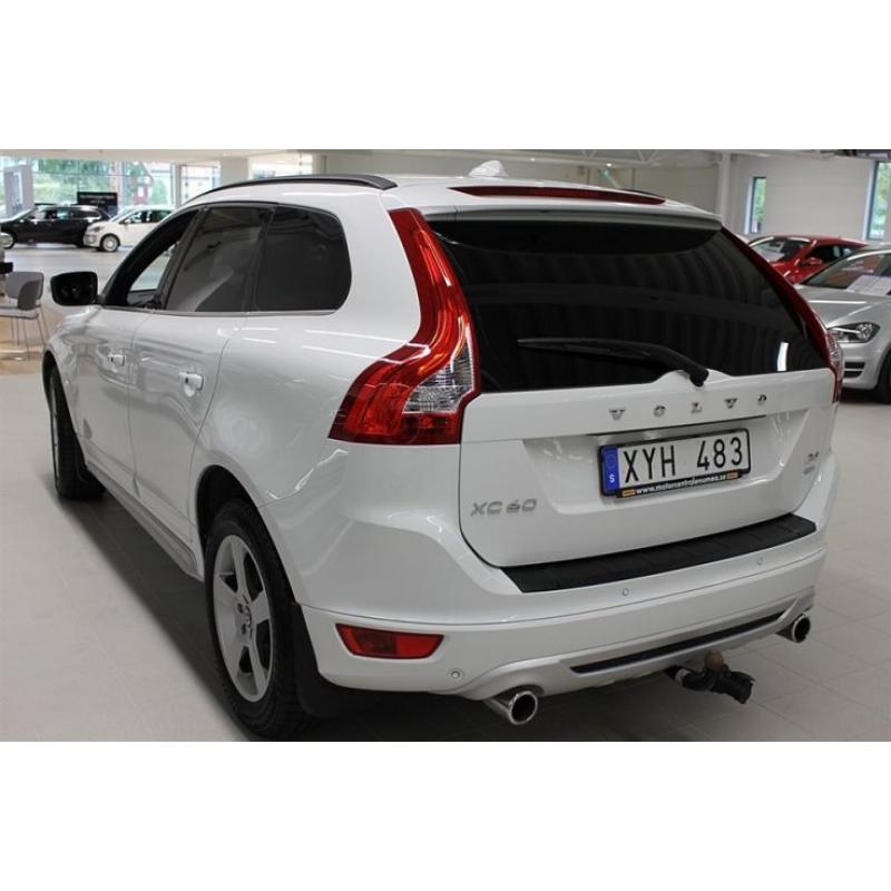 Volvo XC 60 D4 163 AWD R-DESIGN DE -13