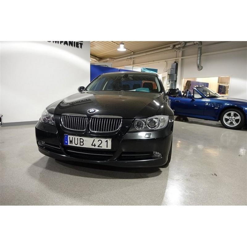 BMW 330 i Sedan*Sportstolar -05