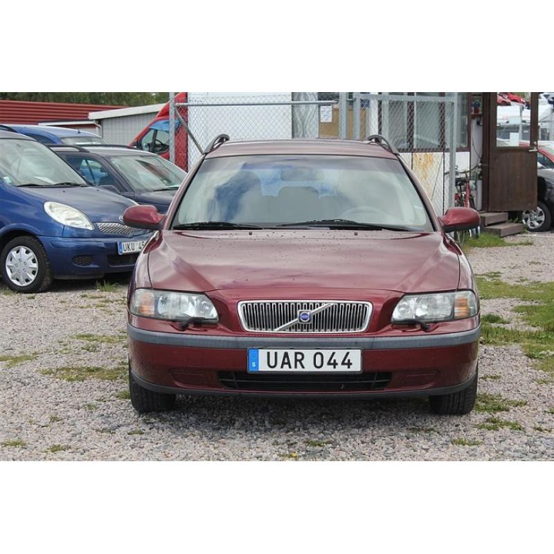 Volvo V70 2,4 (140HK) 1%Ränta -03