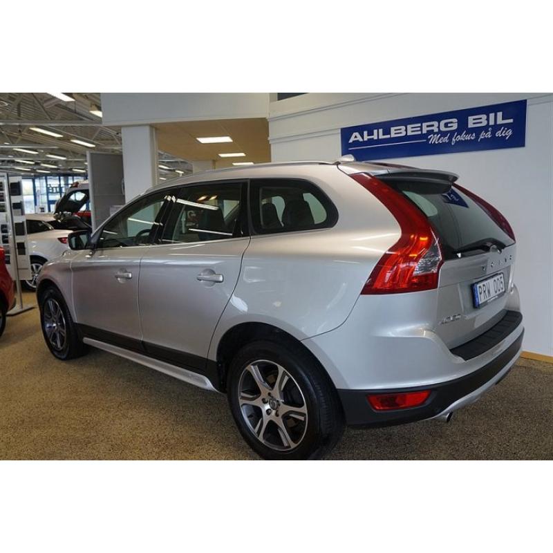 Volvo XC60 D5 AWD Summum -12