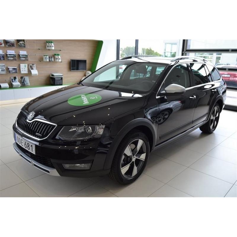 Skoda Octavia Combi Scout 4X4 TDI 184DSG -17